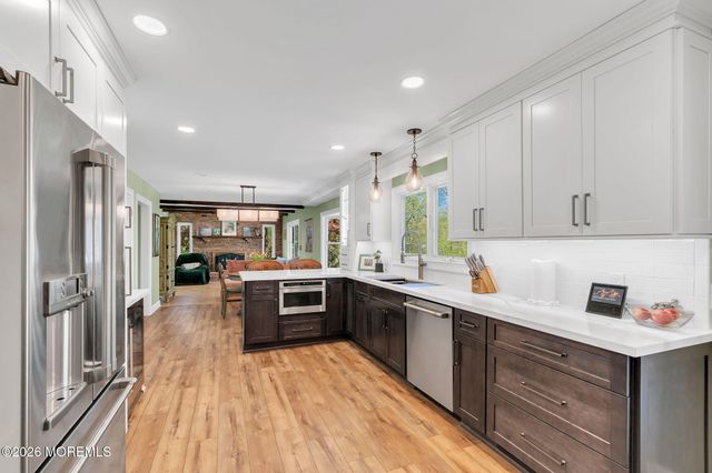 68 Jennifer Drive, Middletown, NJ 07701