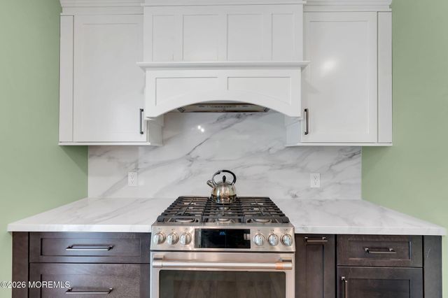 68 Jennifer Drive, Middletown, NJ 07701