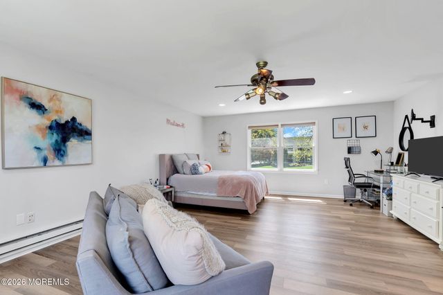 68 Jennifer Drive, Middletown, NJ 07701