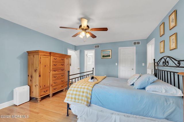 68 Jennifer Drive, Middletown, NJ 07701