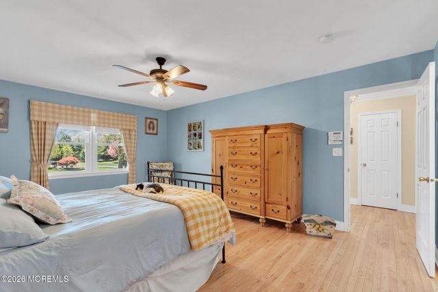 68 Jennifer Drive, Middletown, NJ 07701