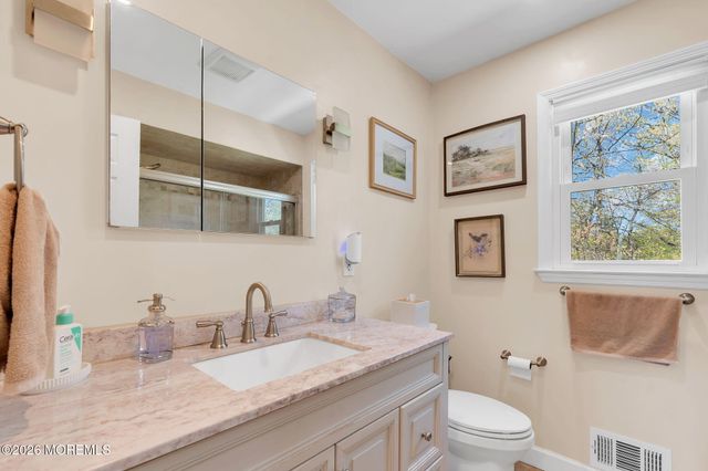 68 Jennifer Drive, Middletown, NJ 07701