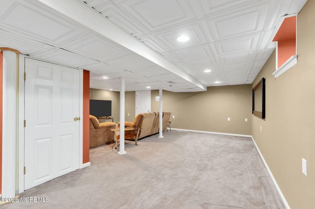 68 Jennifer Drive, Middletown, NJ 07701