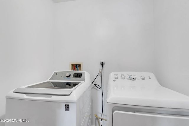 68 Jennifer Drive, Middletown, NJ 07701