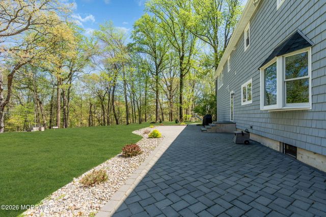 68 Jennifer Drive, Middletown, NJ 07701