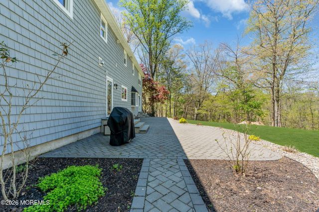 68 Jennifer Drive, Middletown, NJ 07701