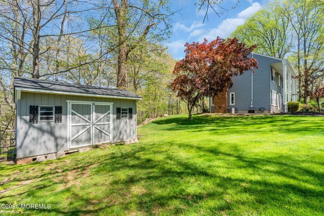 68 Jennifer Drive, Middletown, NJ 07701