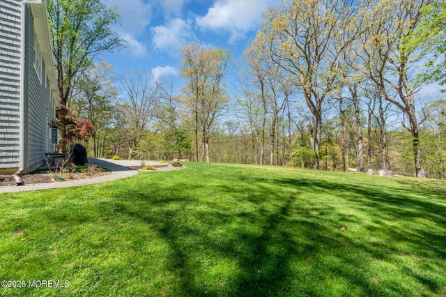 68 Jennifer Drive, Middletown, NJ 07701