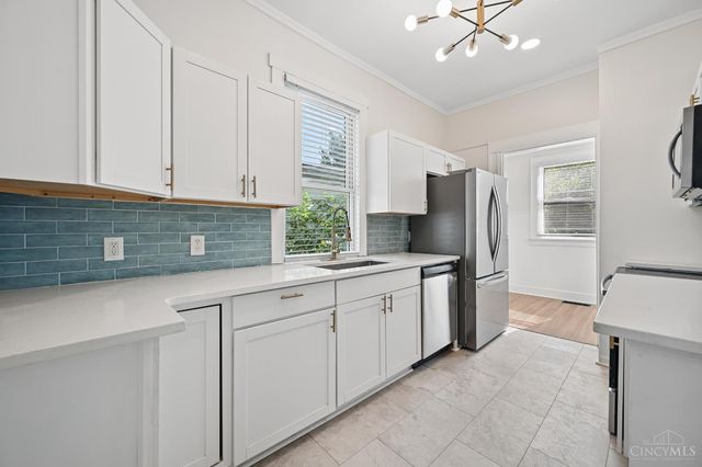 3336 Graydon Avenue, Cincinnati, OH 45207