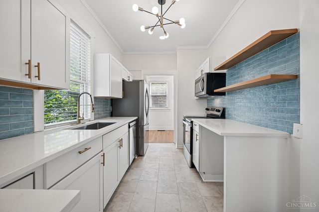 3336 Graydon Avenue, Cincinnati, OH 45207