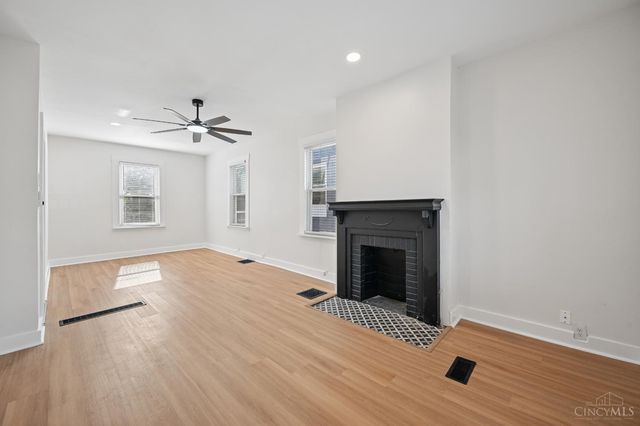 3336 Graydon Avenue, Cincinnati, OH 45207