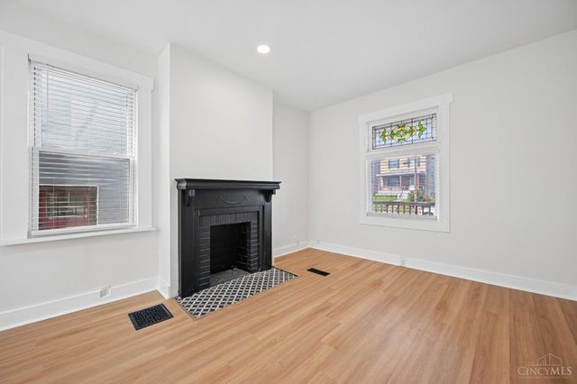 3336 Graydon Avenue, Cincinnati, OH 45207
