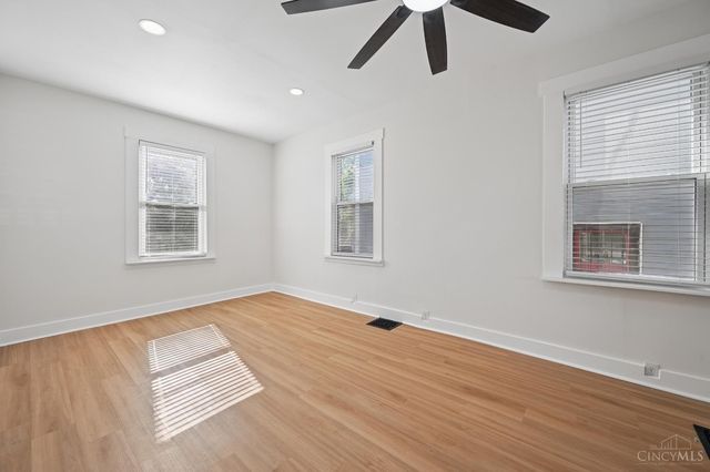 3336 Graydon Avenue, Cincinnati, OH 45207