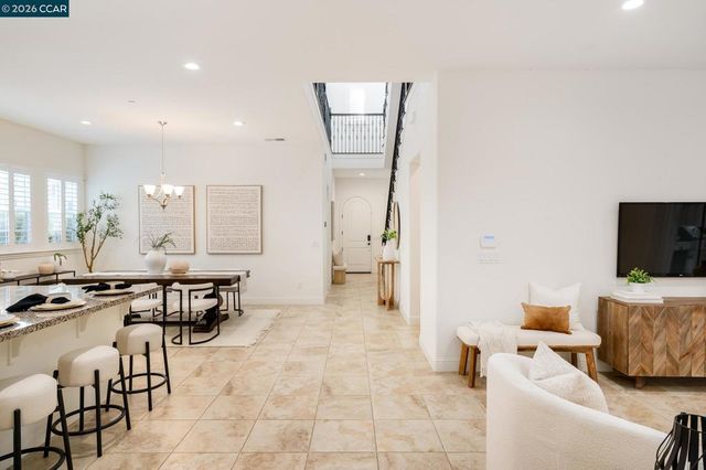 748 748 Roseum Ct, San Ramon, CA 94582