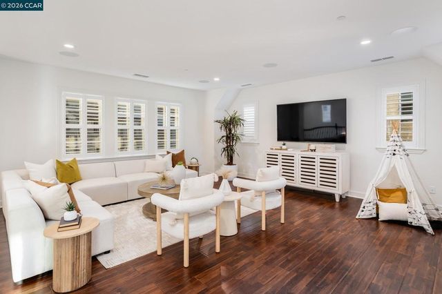 748 748 Roseum Ct, San Ramon, CA 94582