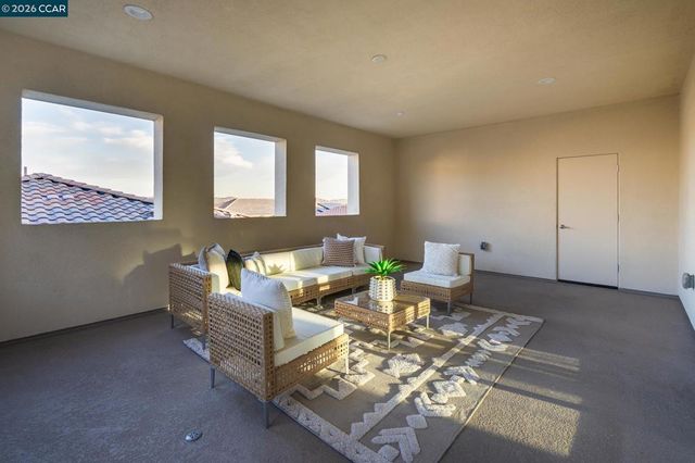 748 748 Roseum Ct, San Ramon, CA 94582