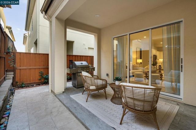 748 748 Roseum Ct, San Ramon, CA 94582