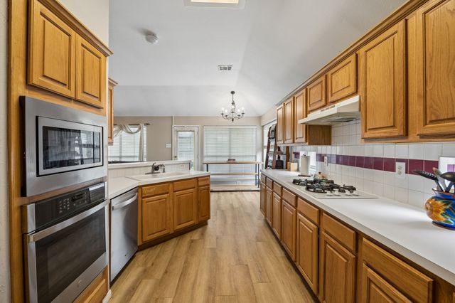 1467 Applewood Drive, Keller, TX 76248