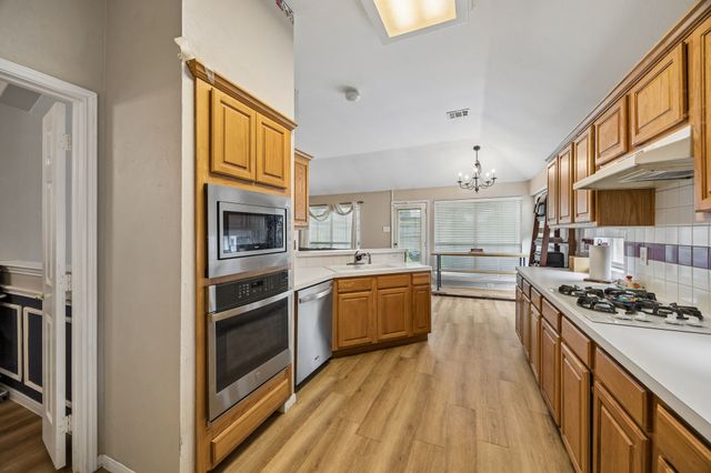 1467 Applewood Drive, Keller, TX 76248
