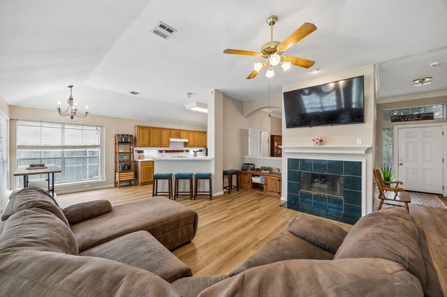 1467 Applewood Drive, Keller, TX 76248