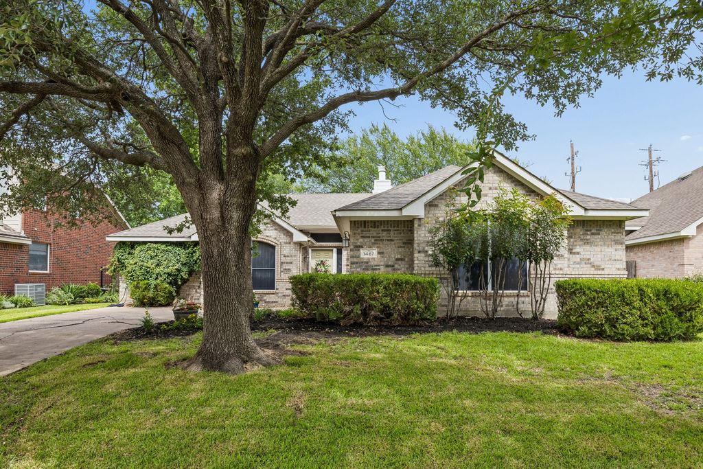 1467 Applewood Drive, Keller, TX 76248