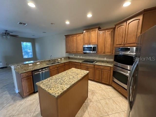 1079 GLENRAVEN LANE, Clermont, FL 34711