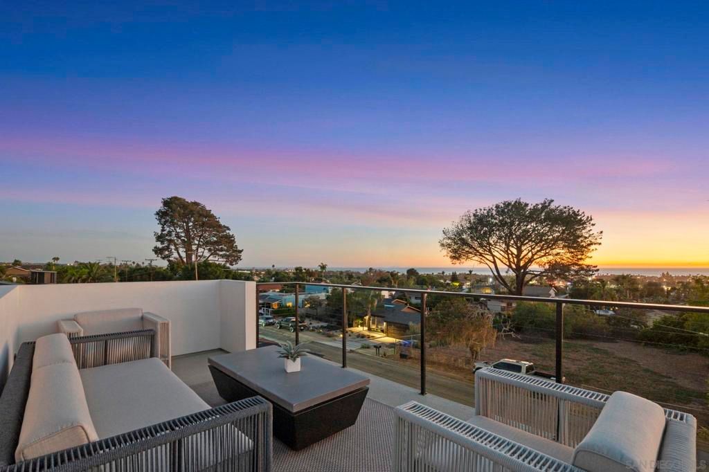 3794 Highland, Carlsbad, CA 92008 — photo 2