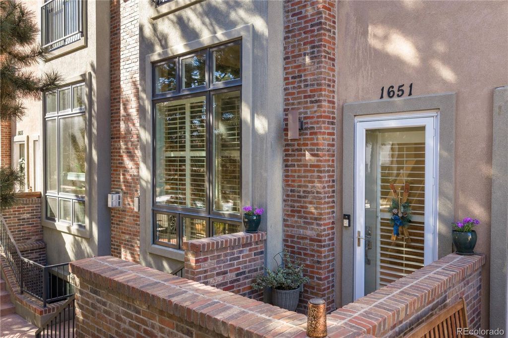 1651 N Franklin Street, Denver, CO 80218