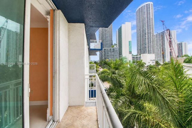 275 NE 18th St 504, Miami, FL 33132