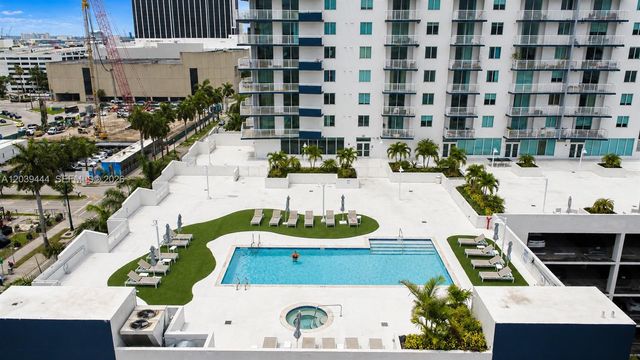 275 NE 18th St 504, Miami, FL 33132