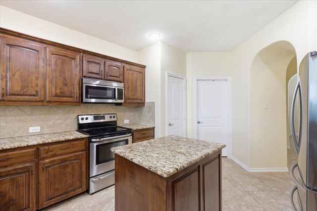 3237 Tamarack Lane, Denton, TX 76226