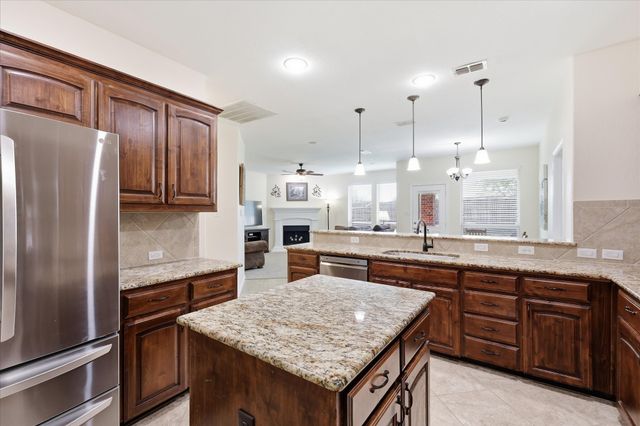 3237 Tamarack Lane, Denton, TX 76226