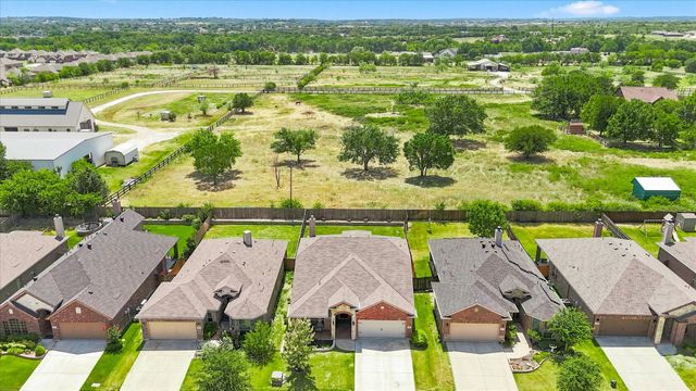 3237 Tamarack Lane, Denton, TX 76226