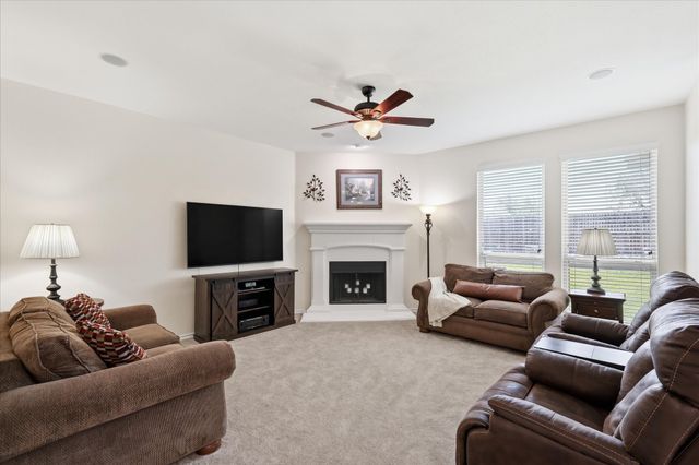3237 Tamarack Lane, Denton, TX 76226