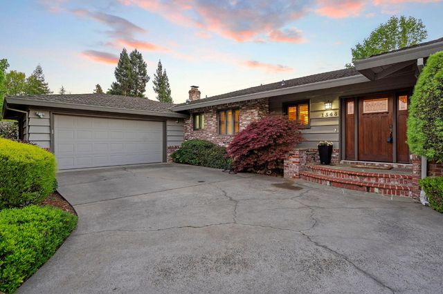 1548 Barnett Ct, Carmichael, CA 95608