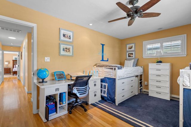 1548 Barnett Ct, Carmichael, CA 95608