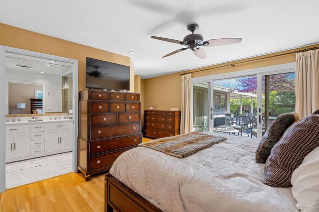 1548 Barnett Ct, Carmichael, CA 95608