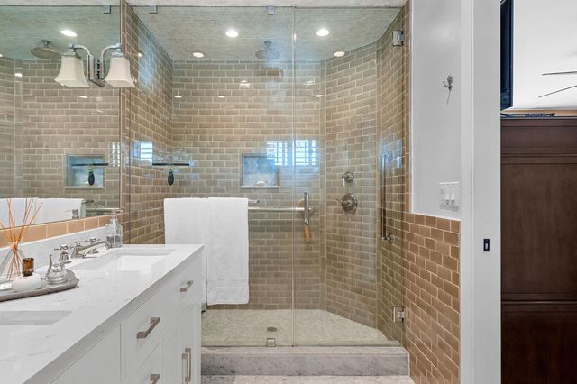 1548 Barnett Ct, Carmichael, CA 95608