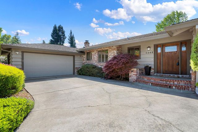 1548 Barnett Ct, Carmichael, CA 95608