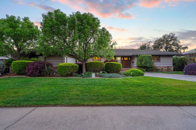 1548 Barnett Ct, Carmichael, CA 95608