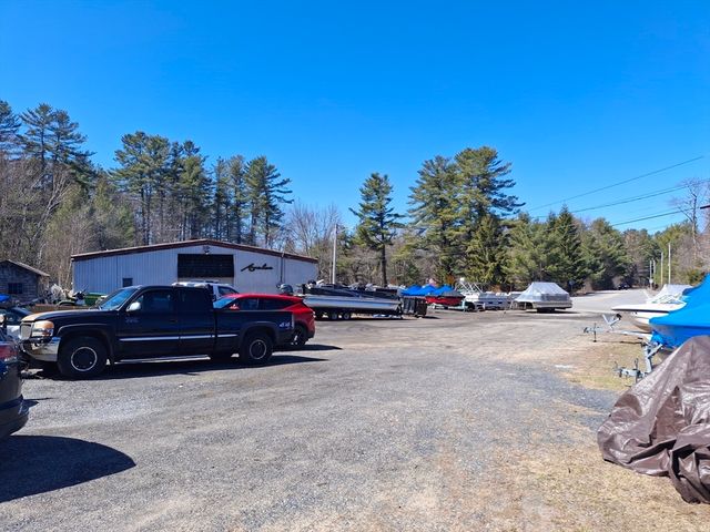 483 Winchendon Rd, Ashburnham, MA 01430