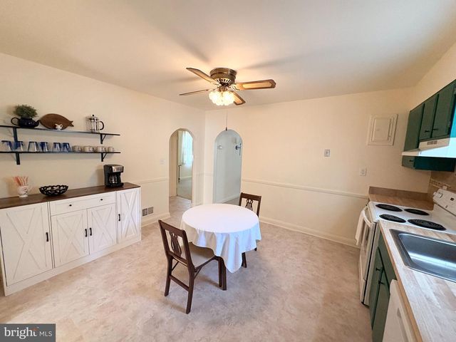 322 SASSAFRAS RD, Baltimore, MD 21221