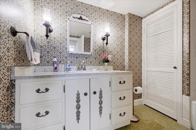 322 SASSAFRAS RD, Baltimore, MD 21221