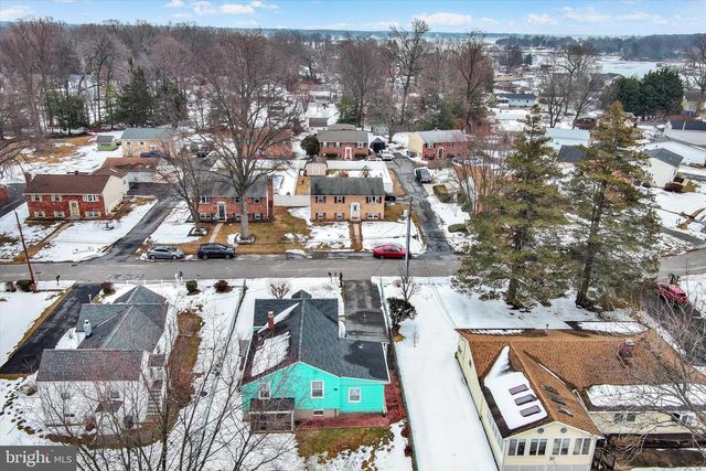 322 SASSAFRAS RD, Baltimore, MD 21221