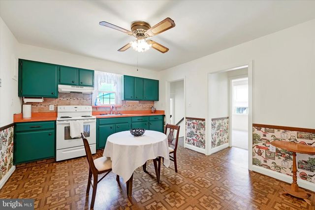 322 SASSAFRAS RD, Baltimore, MD 21221