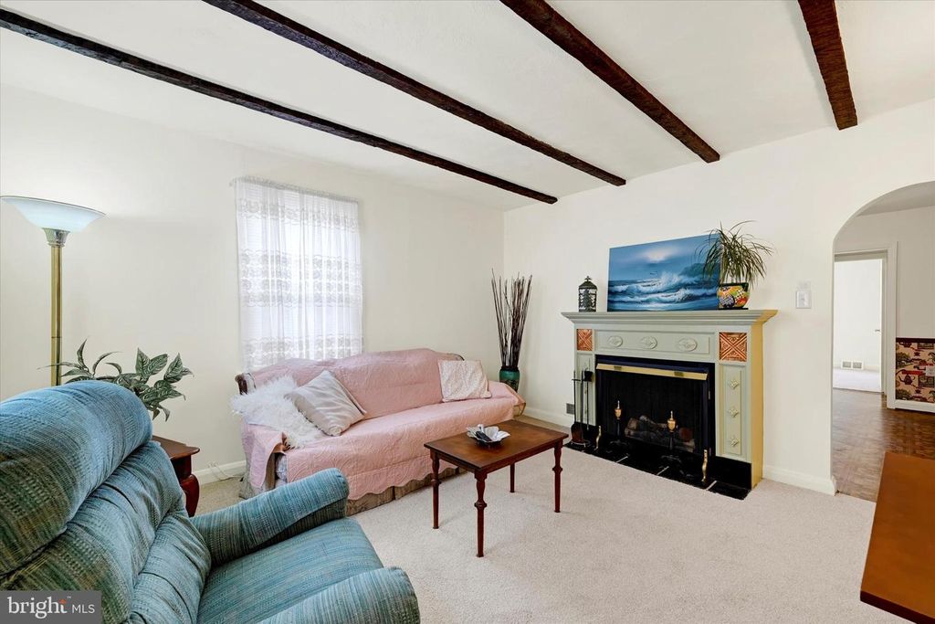 322 SASSAFRAS RD, Baltimore, MD 21221