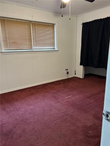 1126 N Detroit Avenue, Russellville, AR 72801