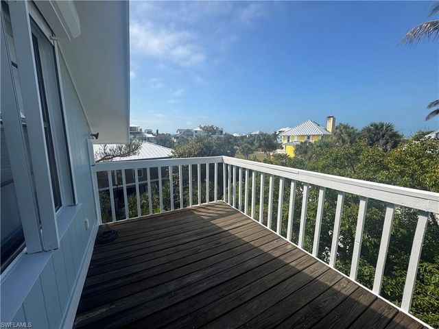 201 White Pelican DR, Captiva, FL 33924