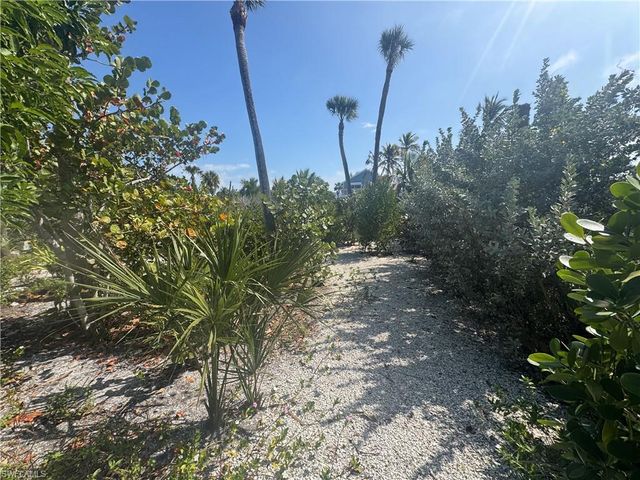 201 White Pelican DR, Captiva, FL 33924