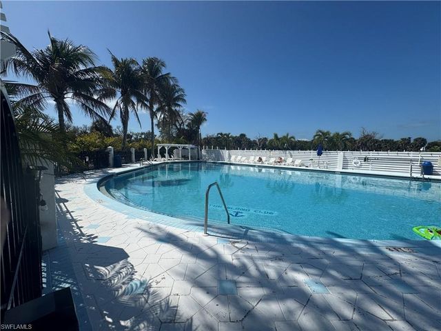 201 White Pelican DR, Captiva, FL 33924